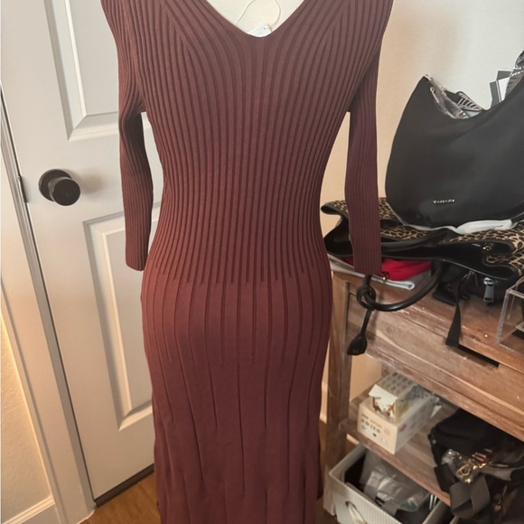 Wolford Elegant Burgundy Knit Midi Dress SZ XS NWT - Picture 7 of 12